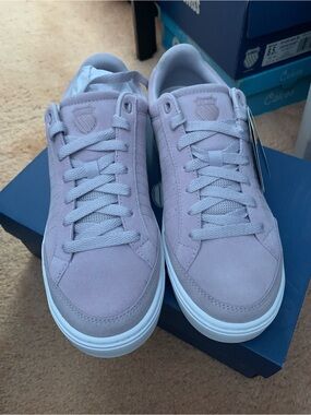 K-Swiss Women's Low-Top Sneakers in Pastel Lavender